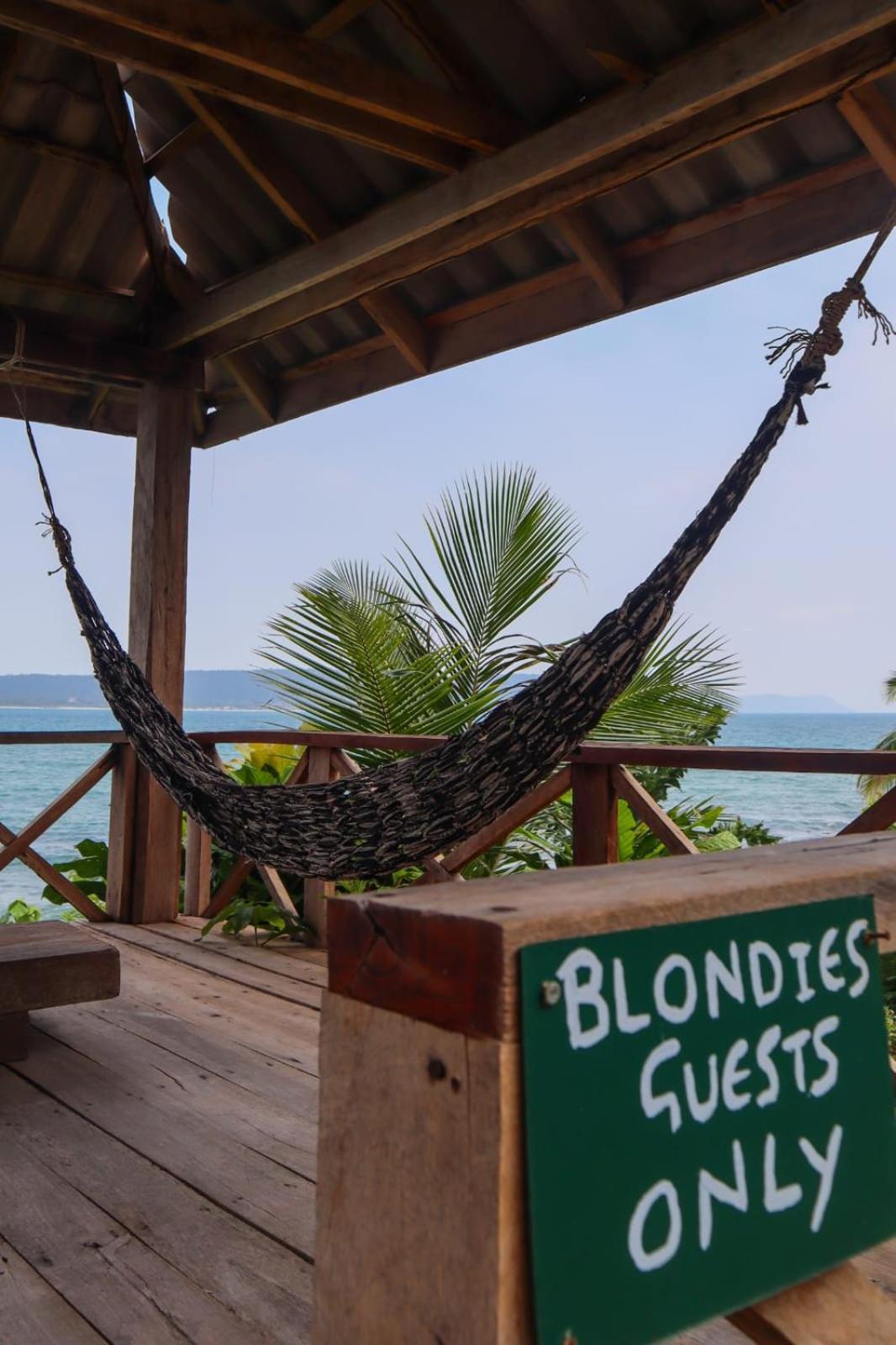 Blondies Koh Rong Villa Sok San Village Екстер'єр фото