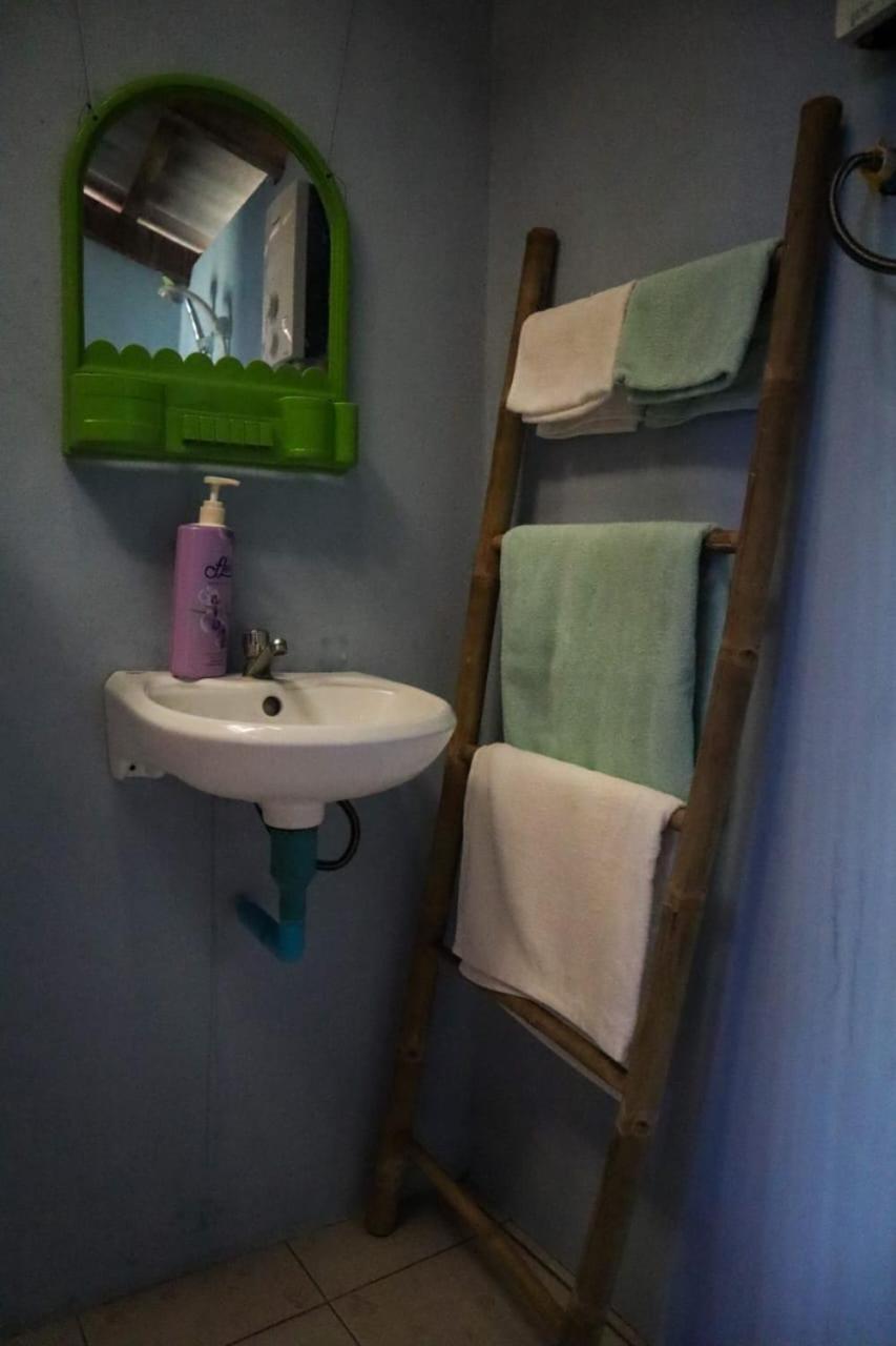 Blondies Koh Rong Villa Sok San Village Екстер'єр фото
